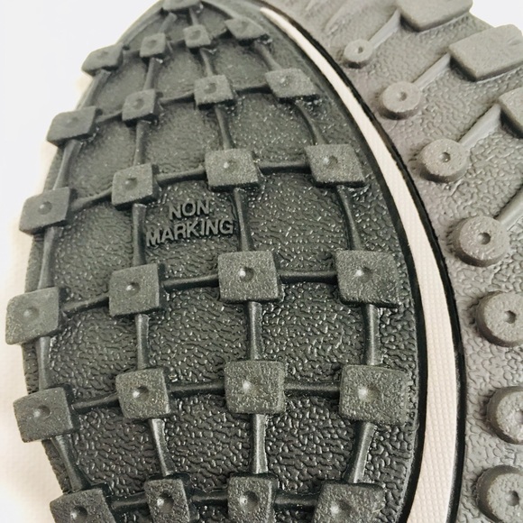 NWT The North Face Women's Casual Athletic Hiking Sandals Size 8 Black/Gray NEW - Picture 15 of 16